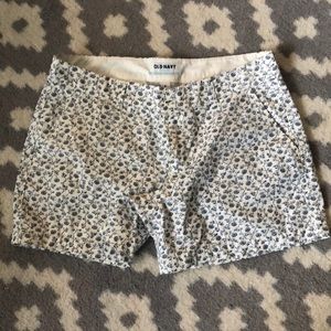 Old Navy Blue and White Flower Shorts 5” inseam